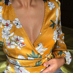 Floral wrap top
